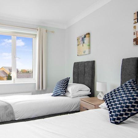 Onsitestays - Cosy 2-Bedroom Apartment With Free Parking, Wi-Fi & London Links Northfleet Exterior photo
